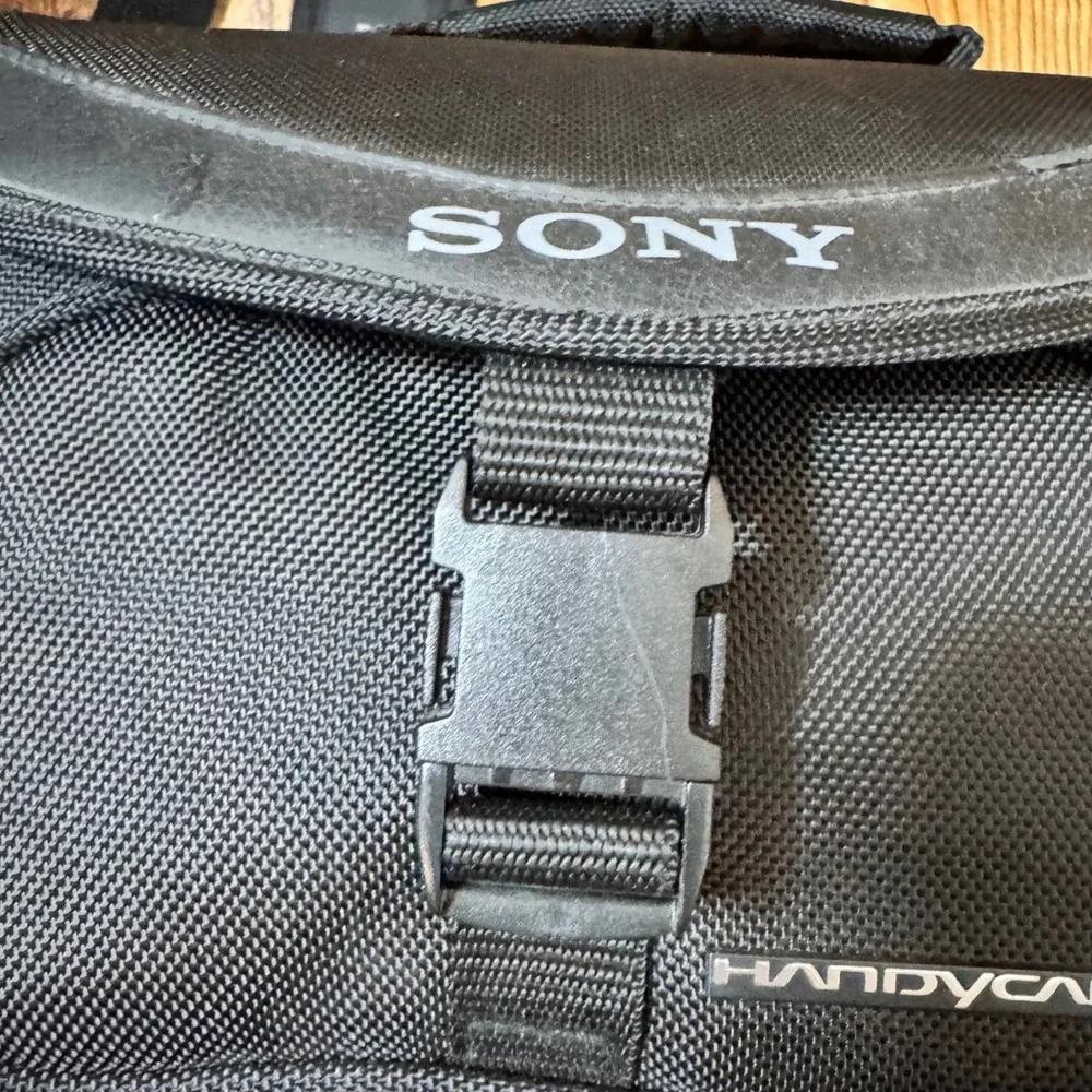 Sony Handycam Camcorder Bag Black Nylon Padded‎ Shoulder Strap Case Vintage